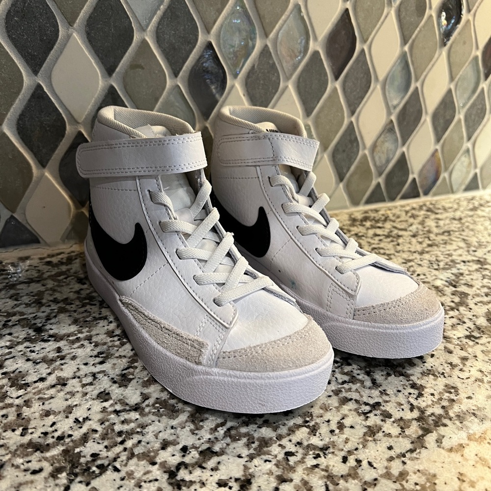 Nike Blazer Mid '77 size 12 white with black